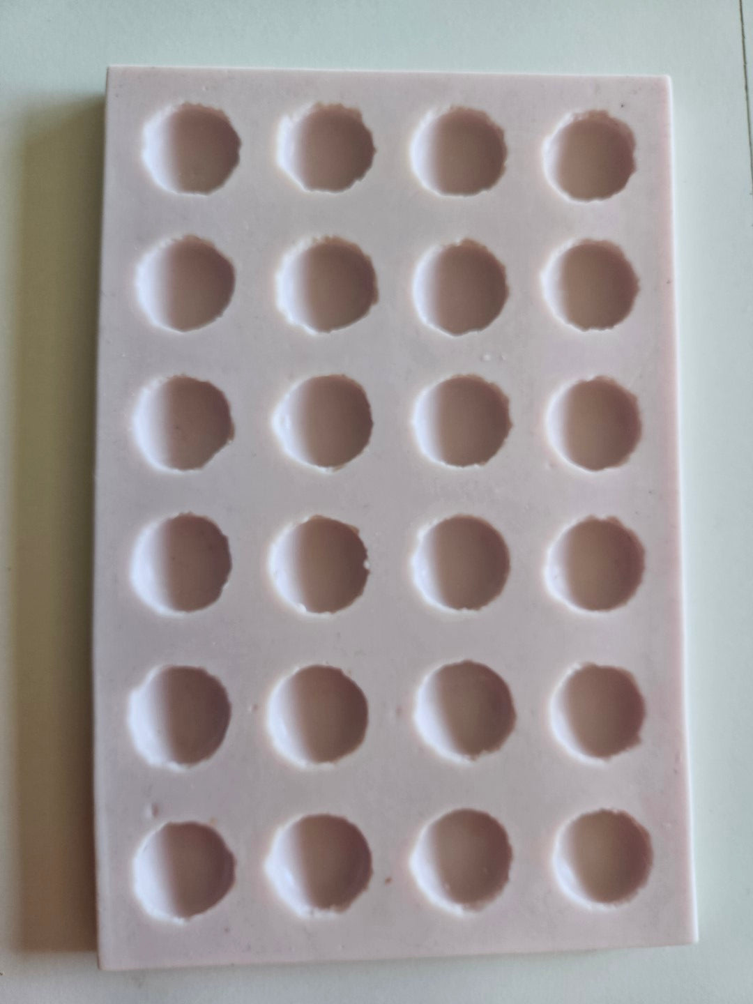 Macaron Small (24 Cavities) Silicone Mould 25-35mm
