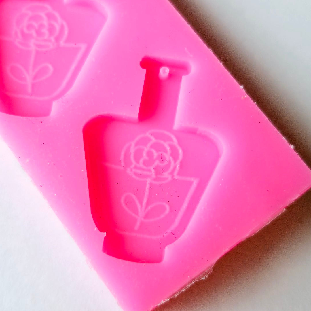 Rose Bottles Resin Silicone Mould Clearance