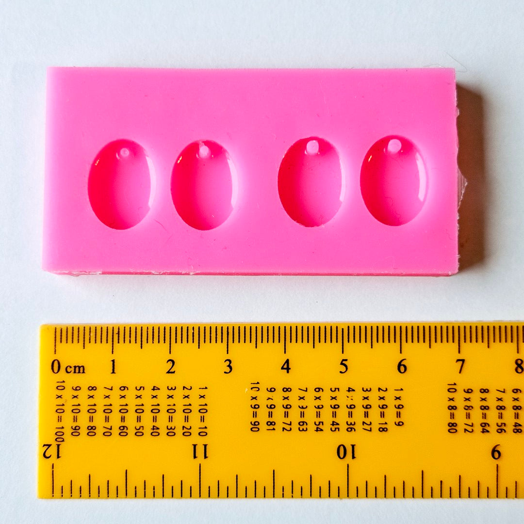 4 Oval Glossy Resin Silicone Mould Clearance