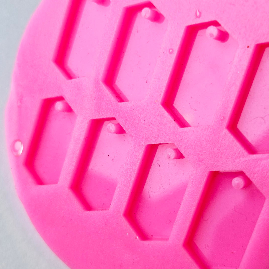 8 Swing Tags Resin Silicone Mould Clearance