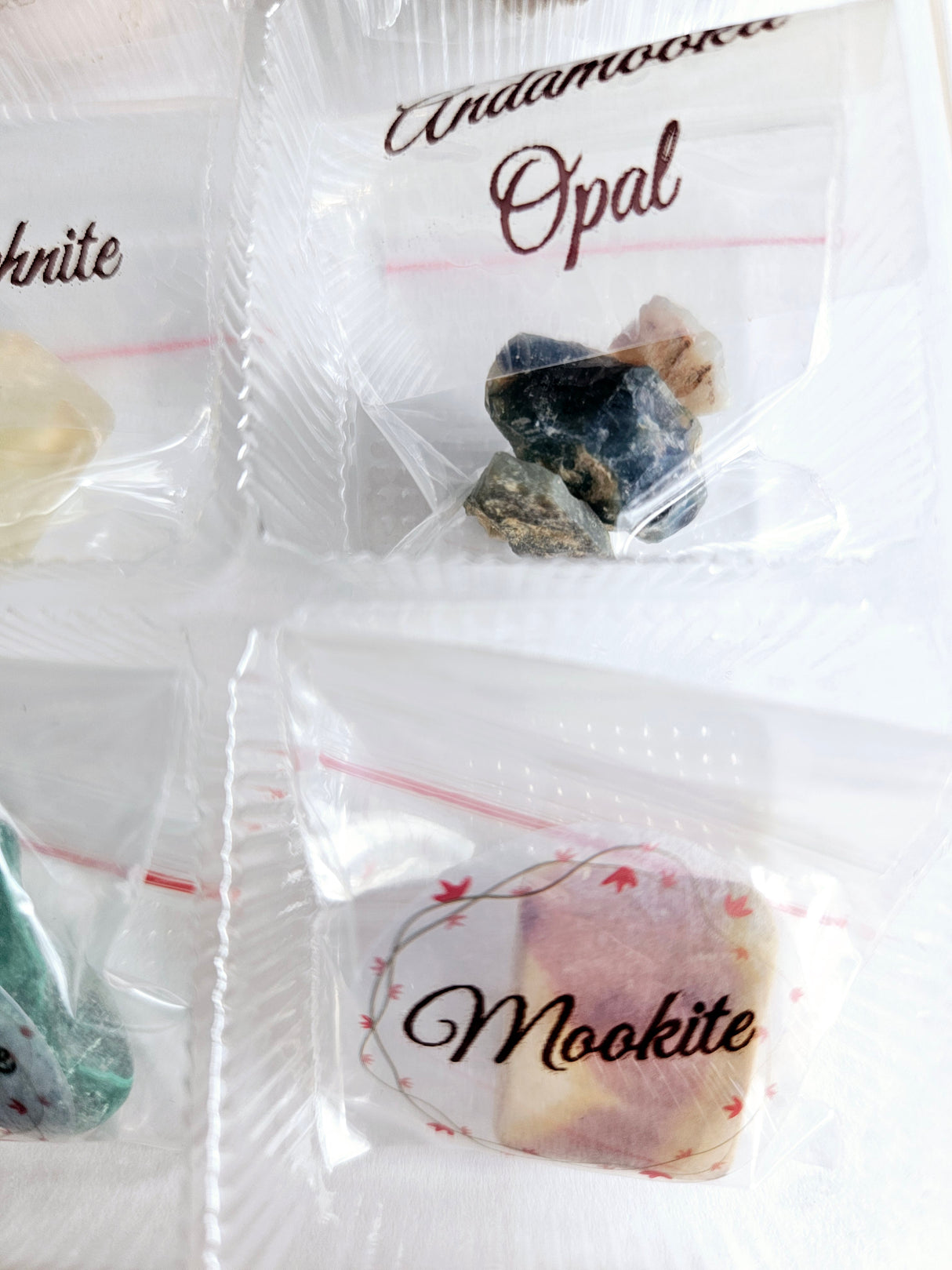 Advent calendar filled with 23 gemstones, Pendulum & Pendulum Chart