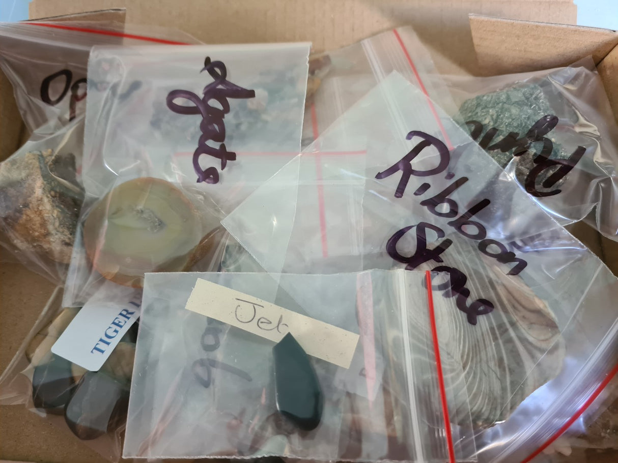 Gemstones of The Earth - Mixed Gemstone Specimens Gift Boxed