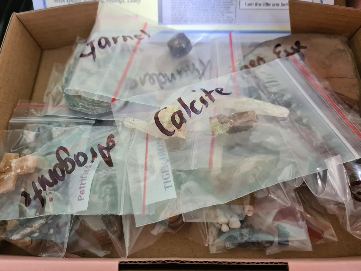 Gemstones of The Earth - Mixed Gemstone Specimens Gift Boxed