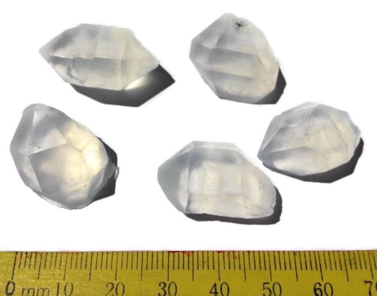 Herkimer Diamonds x 7 on Round Base Silicone Mould