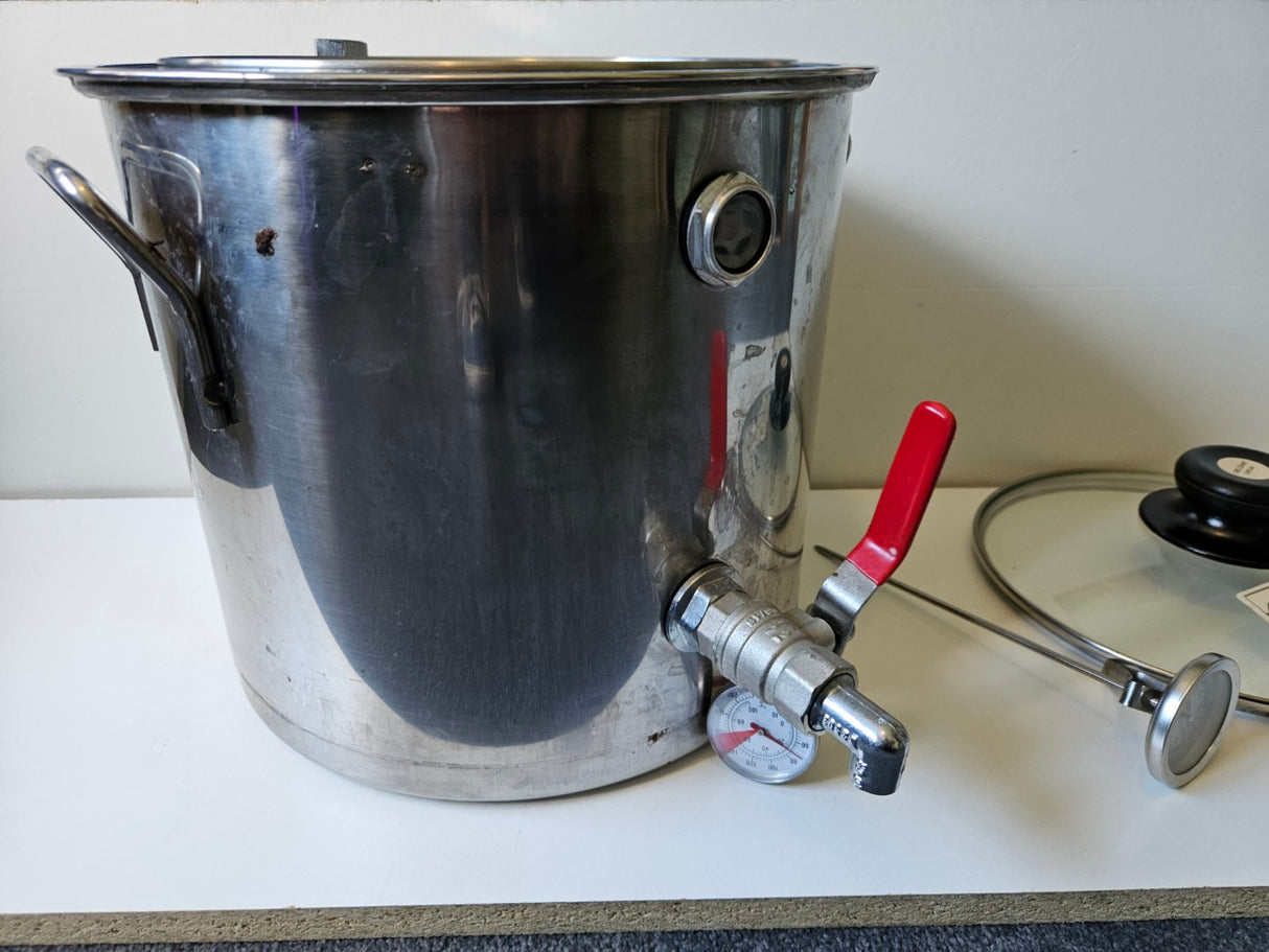 Stovetop Double Boiler Melting Pot 7.5Litre (Used in Showroom)