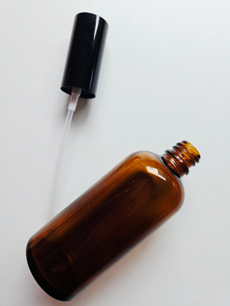 10 x 30ml Amber Glass Bottle with Spray Mister/ Black Cap