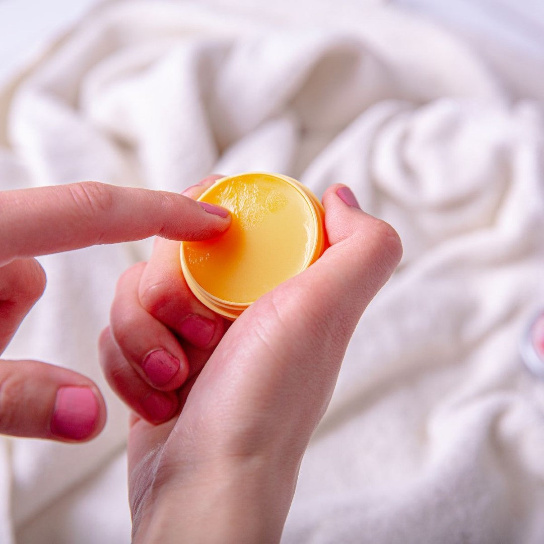 Lip / Perfume Balm Base BEESWAX, Olive Oil (Lip Gloss)
