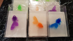 Glow in the dark PLASTIC CRITTERS INSECTS Toys / Embeds