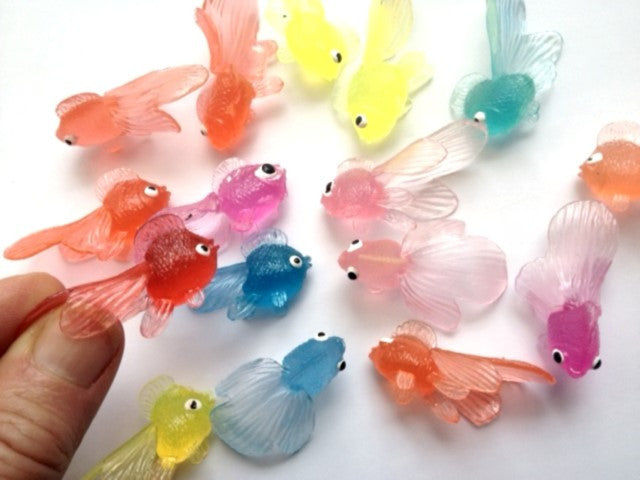GOLDFISH Toys / Embeds - Plastic Style TRANSPARENT