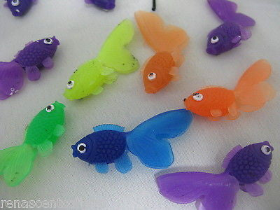 GOLDFISH Plastic x 20