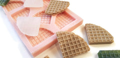 Waffle Wafer Quarter Biscuit Silicone Mould (8 Cavities)