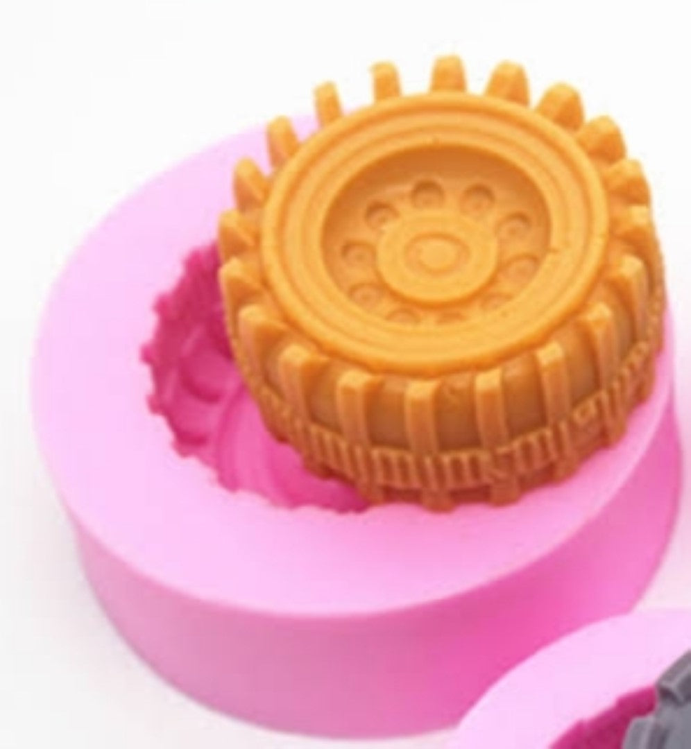 Wheel Tyre Truck Silicone Mould (Larger Sized)